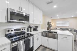 Picture of 631 NE 57Th St, Oakland Park, FL 33334