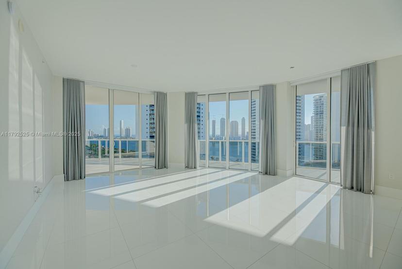Picture of 4100 Island Blvd # 1402, Aventura FL 33160