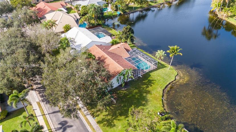 Picture of 1230 SW 102Nd Ave, Pembroke Pines FL 33025