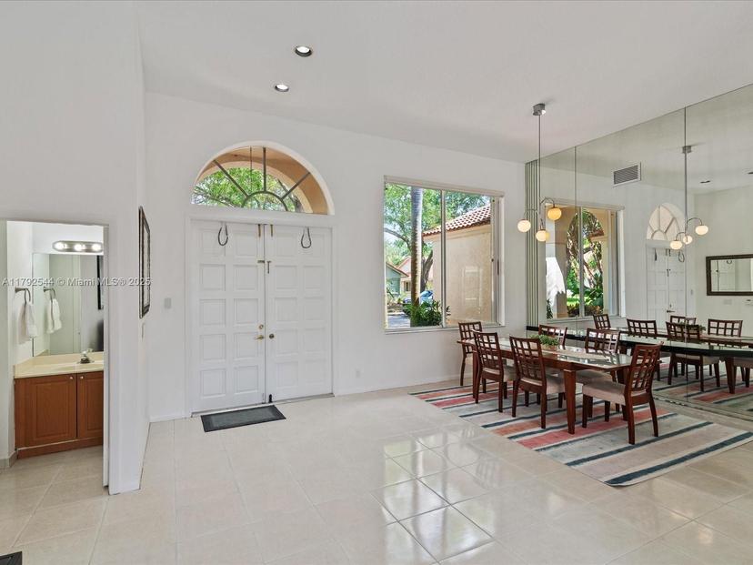 Picture of 1230 SW 102Nd Ave, Pembroke Pines FL 33025