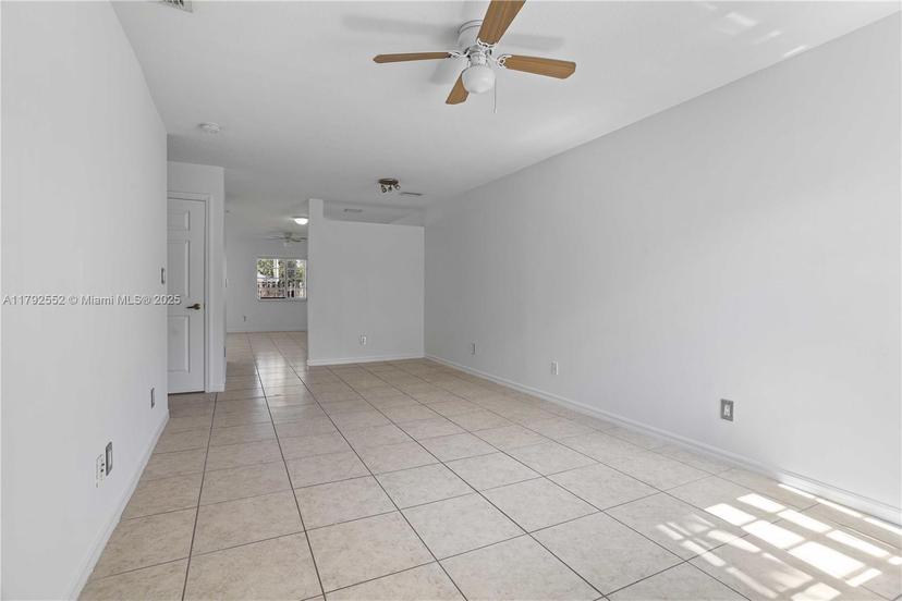 Picture of 330 SW 2Nd Ave # 3, Hallandale Beach FL 33009