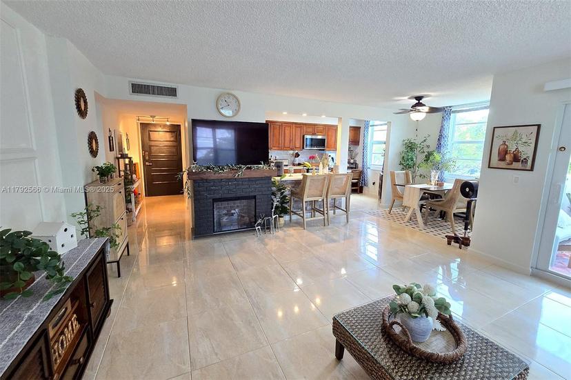 Picture of 6000 NE 22Nd Way # 3B, Fort Lauderdale FL 33308