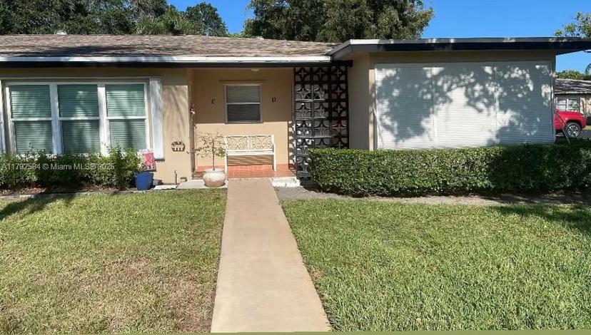 Picture of 1022 Circle Dr, Delray Beach FL 33445
