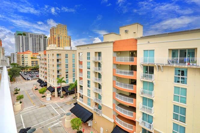 Picture of 7280 SW 90Th St # 703, Miami FL 33156