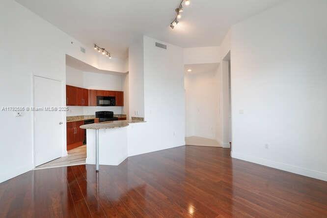 Picture of 7280 SW 90Th St # 703, Miami FL 33156