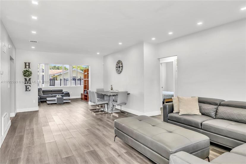 Picture of 1361 NW 98Th Ter, Miami FL 33147
