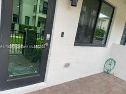 Picture of 4755 NW 83Rd Path, Doral, FL 33166