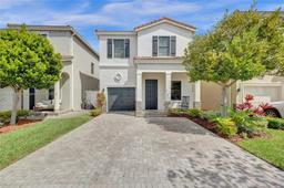 Picture of 795 NE 191St St, Miami, FL 33179