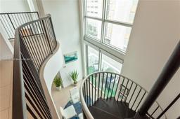 Picture of 300 S Biscayne Blvd # 432, Miami, FL 33131