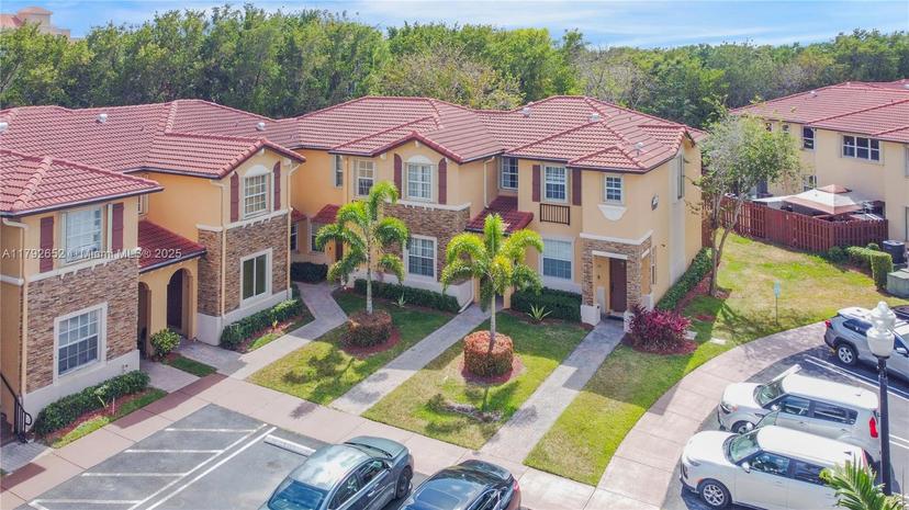 Picture of 3330 NE 13Th Cir Dr # 22, Homestead FL 33033