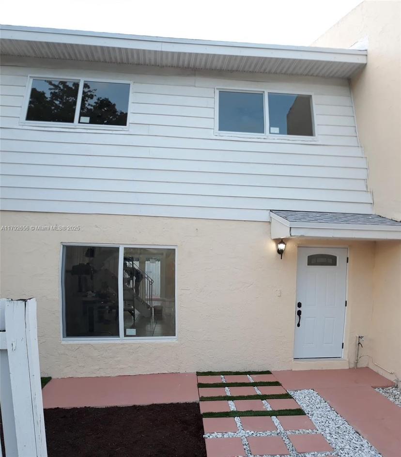Picture of 22304 SW 103Rd Ct, Cutler Bay FL 33190