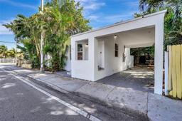 Picture of 812 NW 103Rd St, Miami, FL 33150