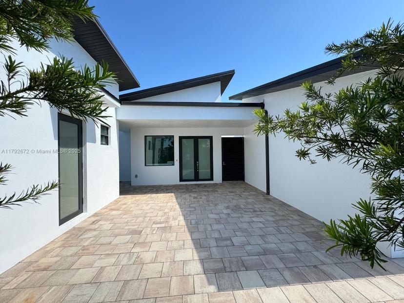 Picture of 3823 SW 3Rd St, Cape Coral FL 33991