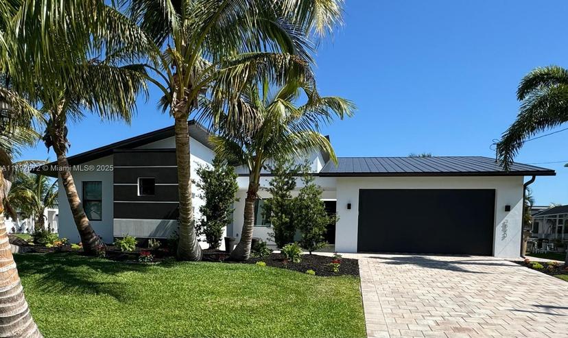 Picture of 3823 SW 3Rd St, Cape Coral FL 33991