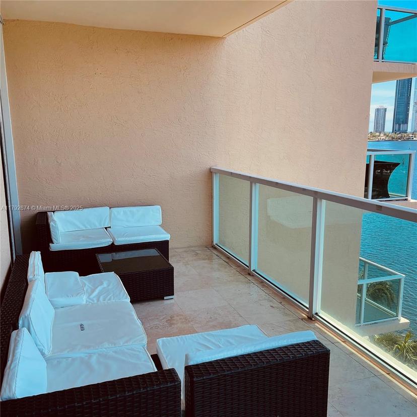 Picture of 3330 NE 190Th St # 716, Aventura FL 33180