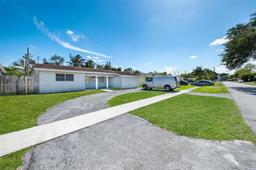 Picture of 6620 NW 21St Ct, Sunrise, FL 33313