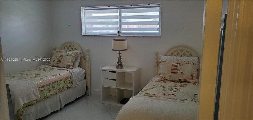 Picture of 9720 S Hollybrook Lake Dr, Pembroke Pines FL 33025