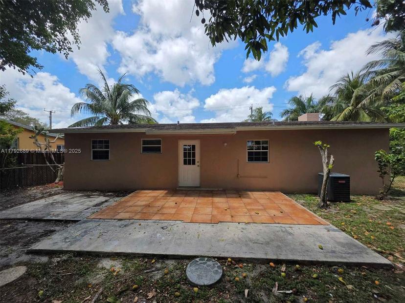 Picture of 2821 N 74Th Ave, Hollywood FL 33024