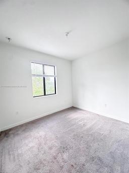 Picture of 20661 NE 2Nd Ct, Miami, FL 33179