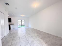 Picture of 20661 NE 2Nd Ct, Miami, FL 33179