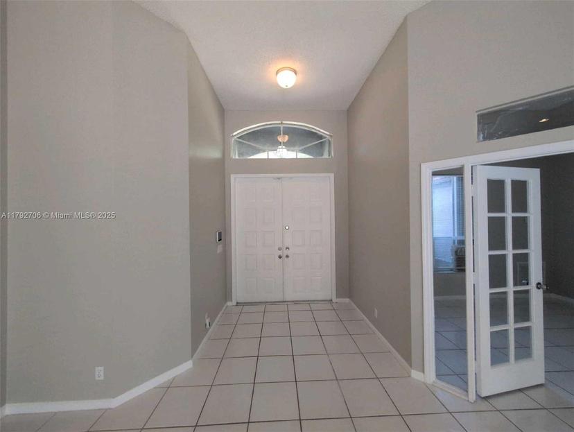 Picture of 1081 SW 156Th Ave, Pembroke Pines FL 33027