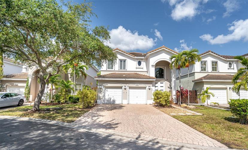 Picture of 4686 NW 113Th Pl, Doral FL 33178