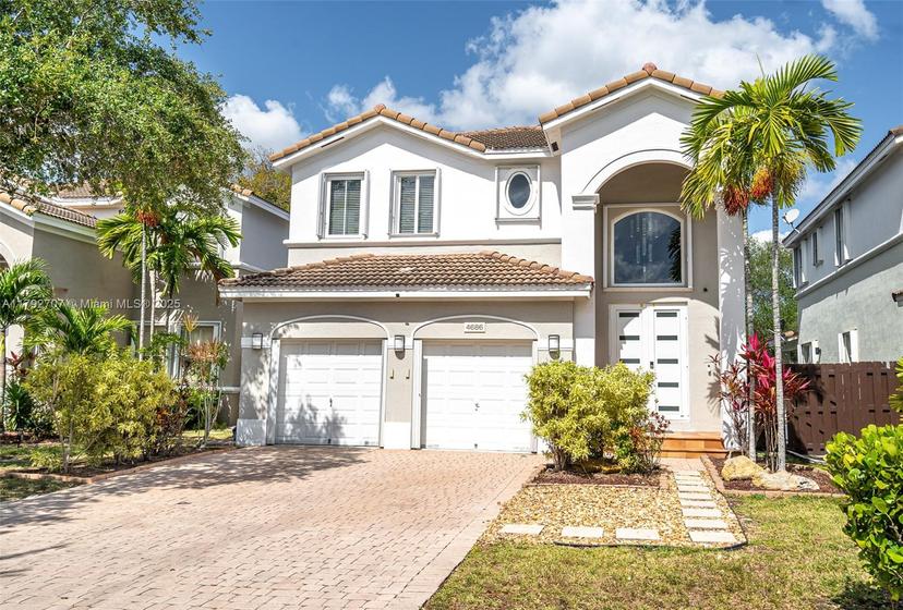 Picture of 4686 NW 113Th Pl, Doral FL 33178