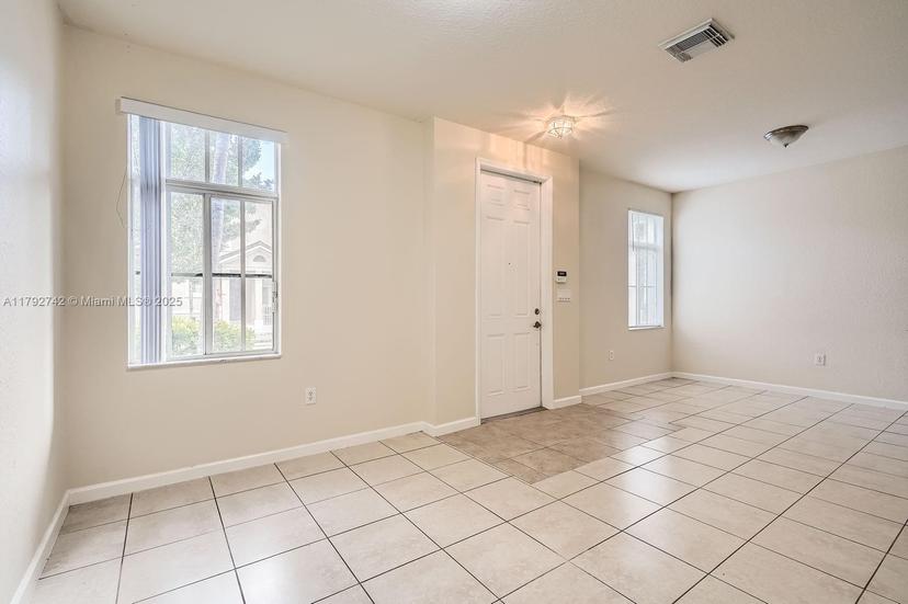 Picture of 13945 SW 279Th Ln, Homestead FL 33032