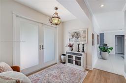 Picture of 6860 SW 128Th St, Pinecrest, FL 33156
