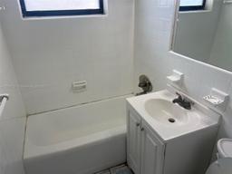 Picture of 1840 NW 184Th St, Miami Gardens, FL 33056