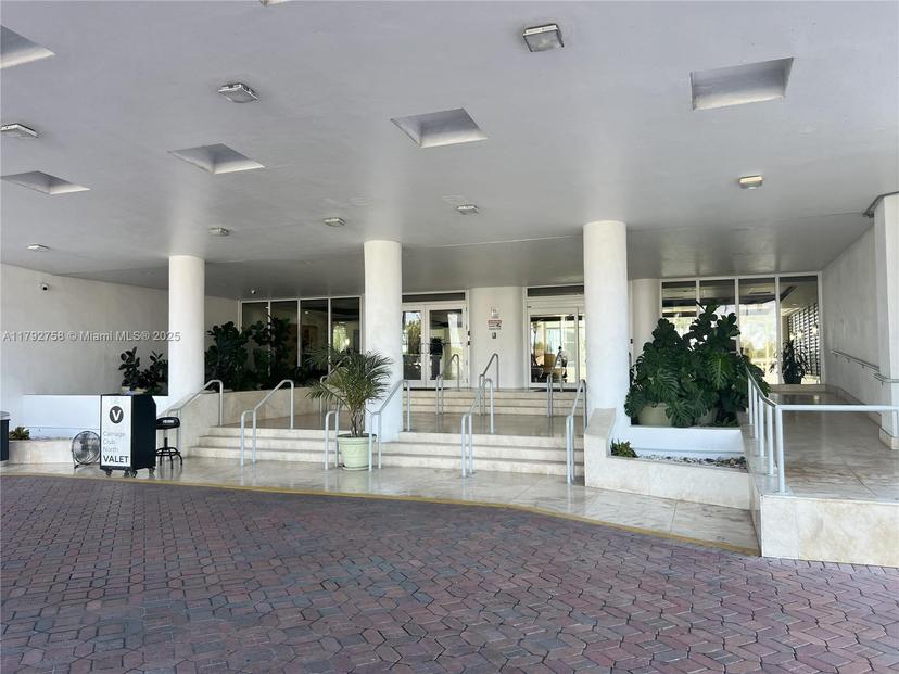 Picture of 5005 Collins Ave # 214, Miami Beach FL 33140