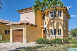 Picture of 949 NE 41St Ave, Homestead, FL 33033