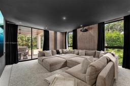 Picture of 13180 Old Cutler Rd, Pinecrest, FL 33156