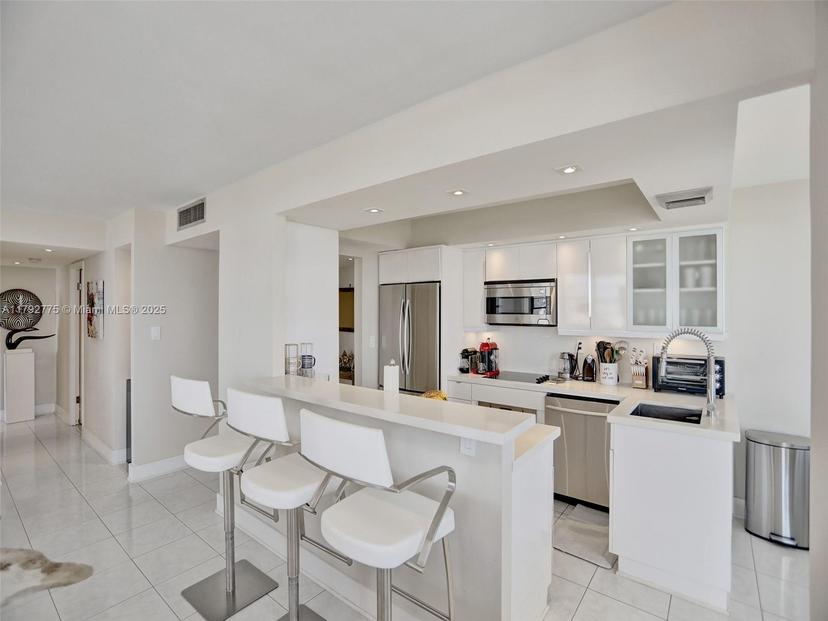 Picture of 18011 Biscayne Blvd # 1904, Aventura FL 33160