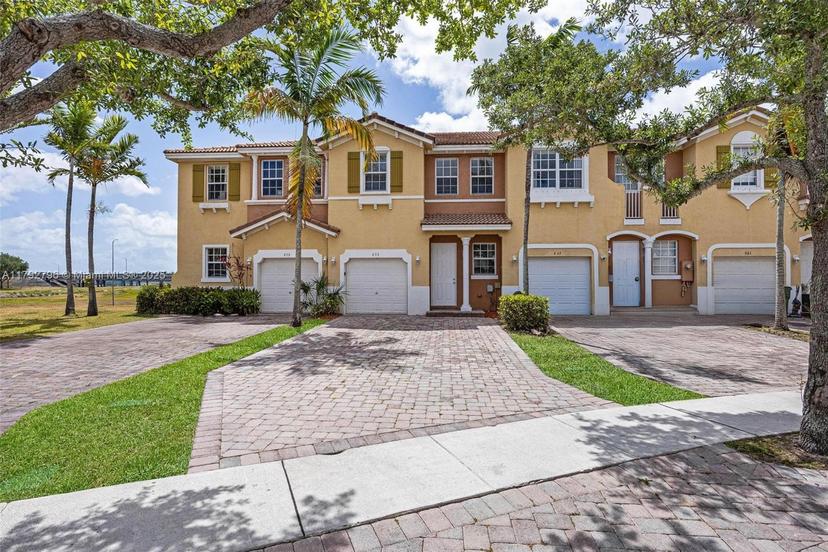 Picture of 433 NE 21St Ter, Homestead FL 33033