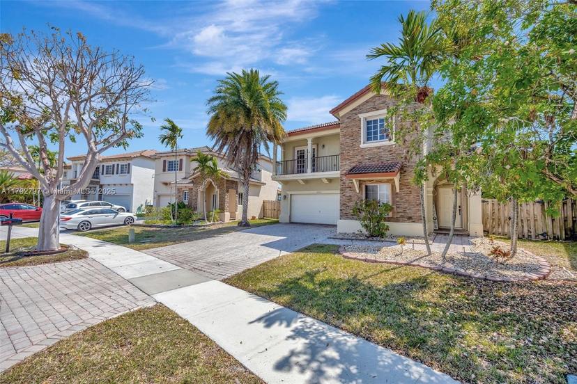 Picture of 22221 SW 87Th Pl, Cutler Bay FL 33190
