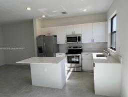 Picture of 11848 SW 247Th Ter # 11848, Homestead, FL 33032