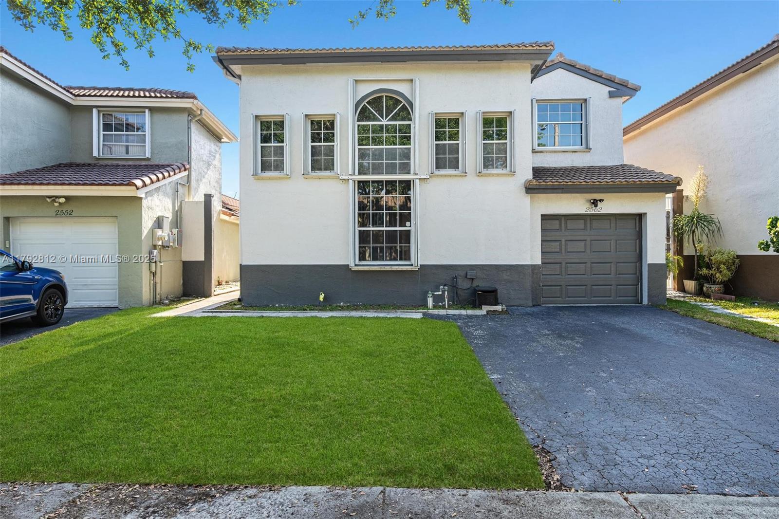 Picture of 2562 W Saratoga Dr, Cooper City, FL 33026