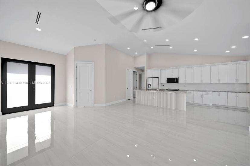 Picture of 1006 SW 6Th Ave, Other City - In The State Of Florida FL 33991