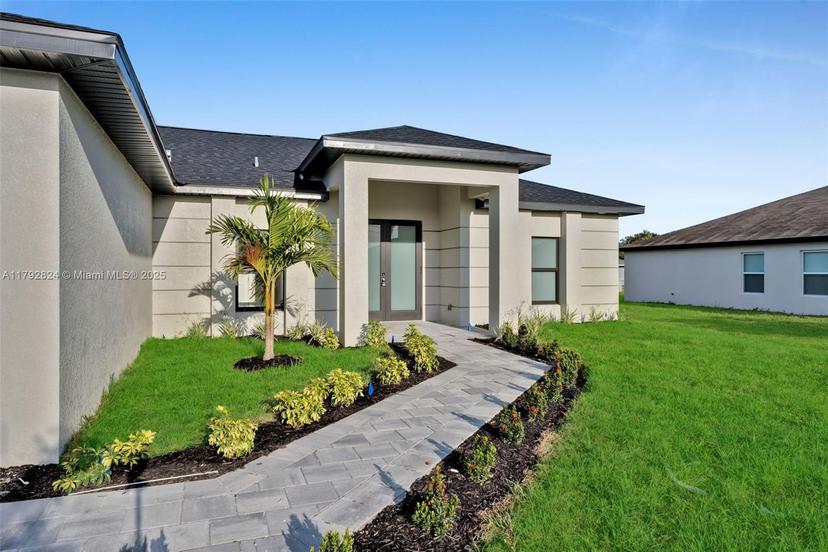 Picture of 1006 SW 6Th Ave, Other City - In The State Of Florida FL 33991