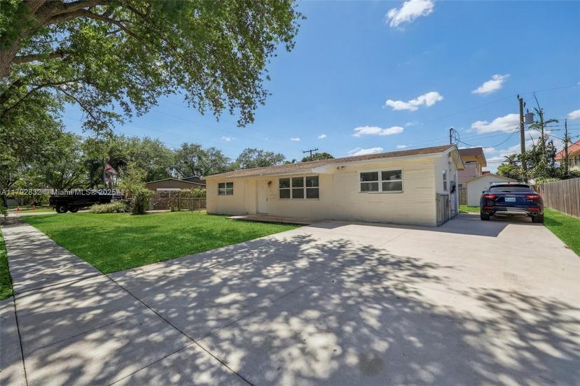 Picture of 5221 SW 90Th Ter, Cooper City FL 33328