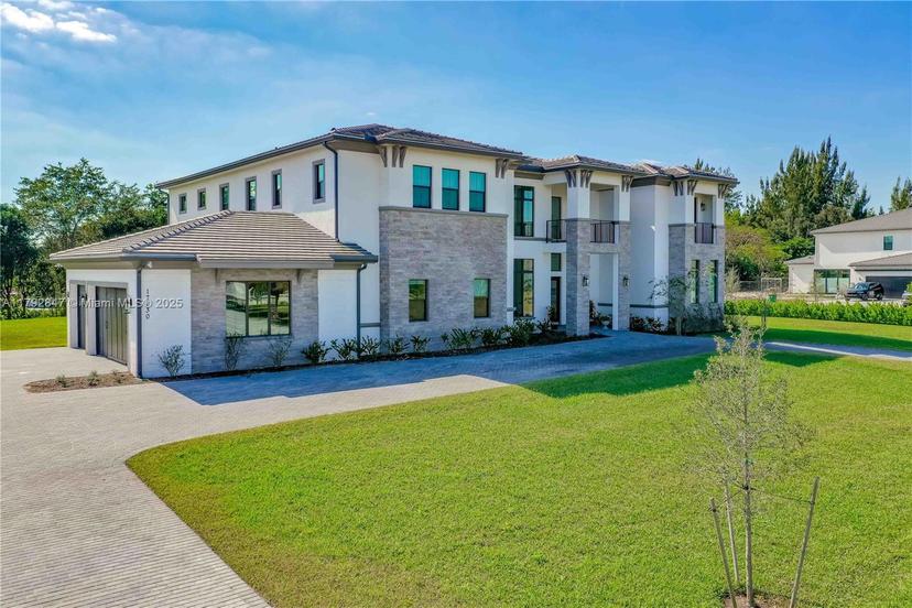 Picture of 17130 Magnolia Estates Dr, Southwest Ranches FL 33331