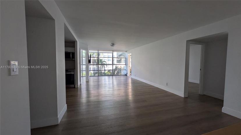 Picture of 851 Three Islands Blvd # 210, Hallandale Beach FL 33009