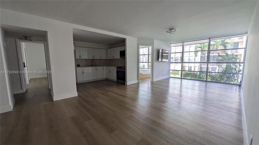 Picture of 851 Three Islands Blvd # 210, Hallandale Beach FL 33009