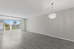 Picture of 4200 Hillcrest Dr # 505, Hollywood, FL 33021