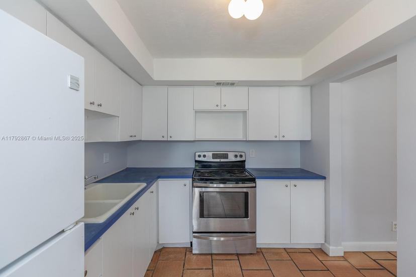Picture of 3710 Harrison St # 1, Hollywood FL 33021