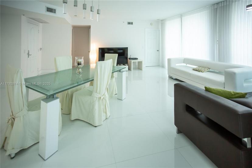 Picture of 3370 Hidden Bay Dr # 3109, Aventura FL 33180