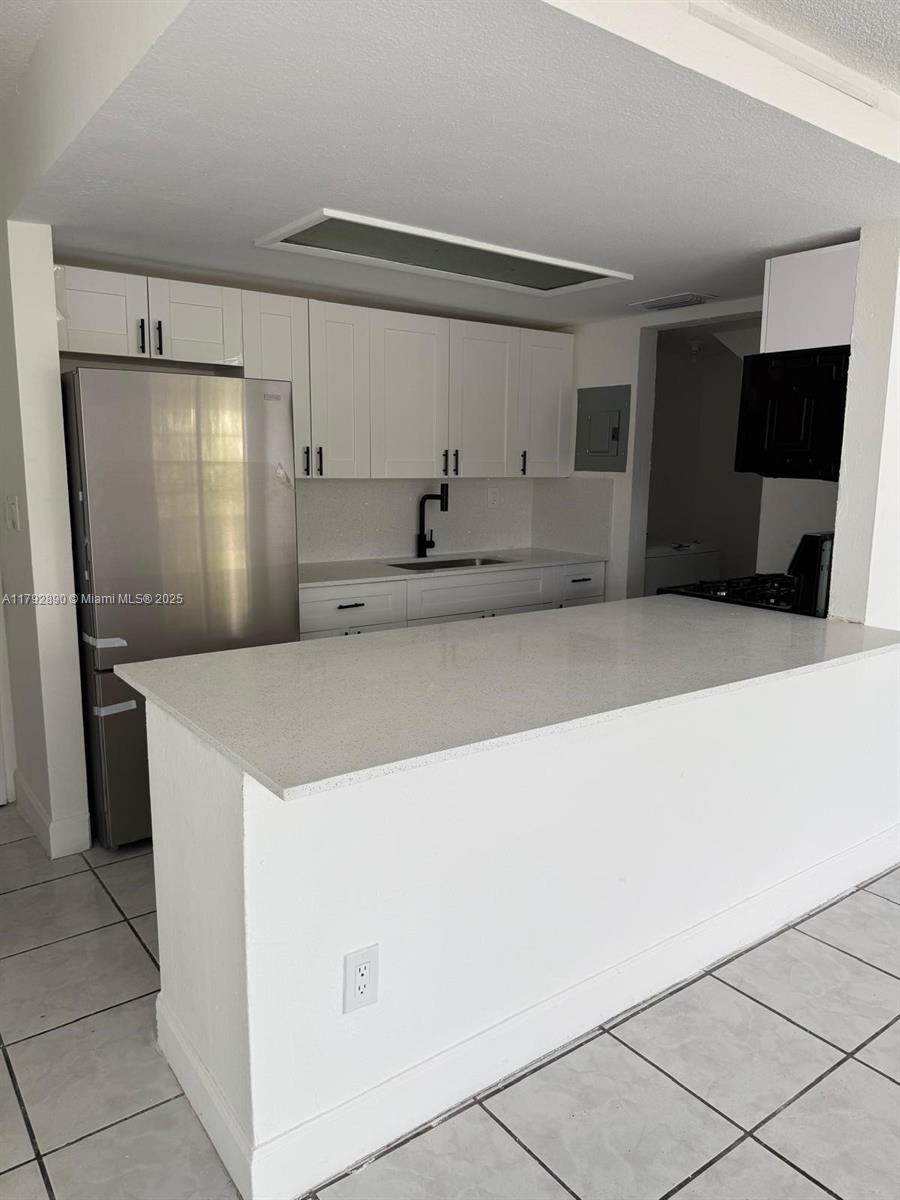 Picture of 1350 W 53Rd St # 33, Hialeah, FL 33012