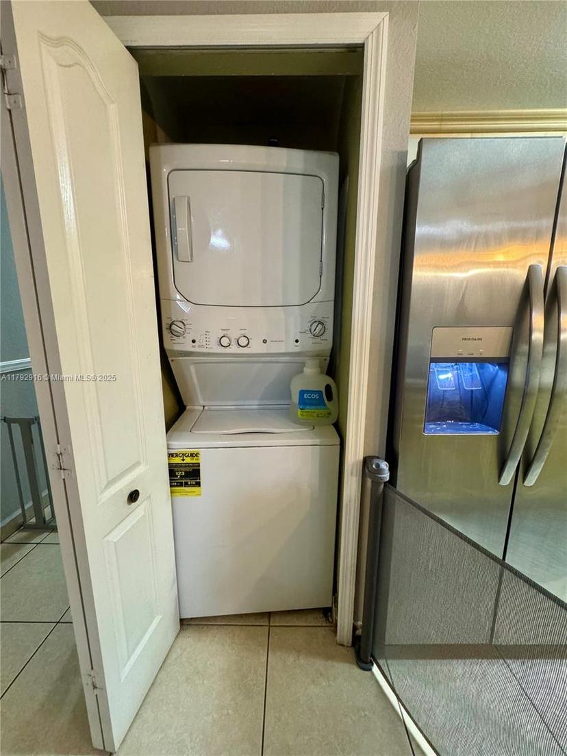 Picture of 7514 NW 177Th Ter # 7514, Hialeah FL 33015
