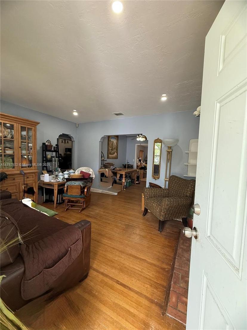 Picture of 40 NE 49Th St, Miami FL 33137